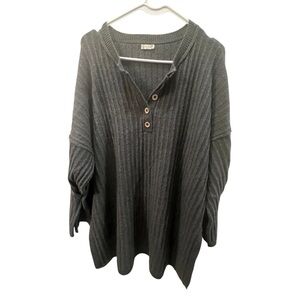 Free People Gray Crew Neck Chunky Knit Sweater